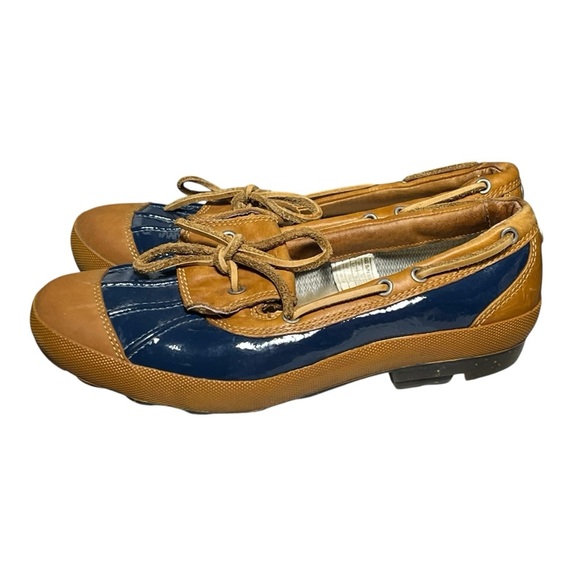 UGG Australia Ashdale Slip On Waterproof Duck Shoes Women’s Size 8 Blue Loafers - Picture 1 of 11
